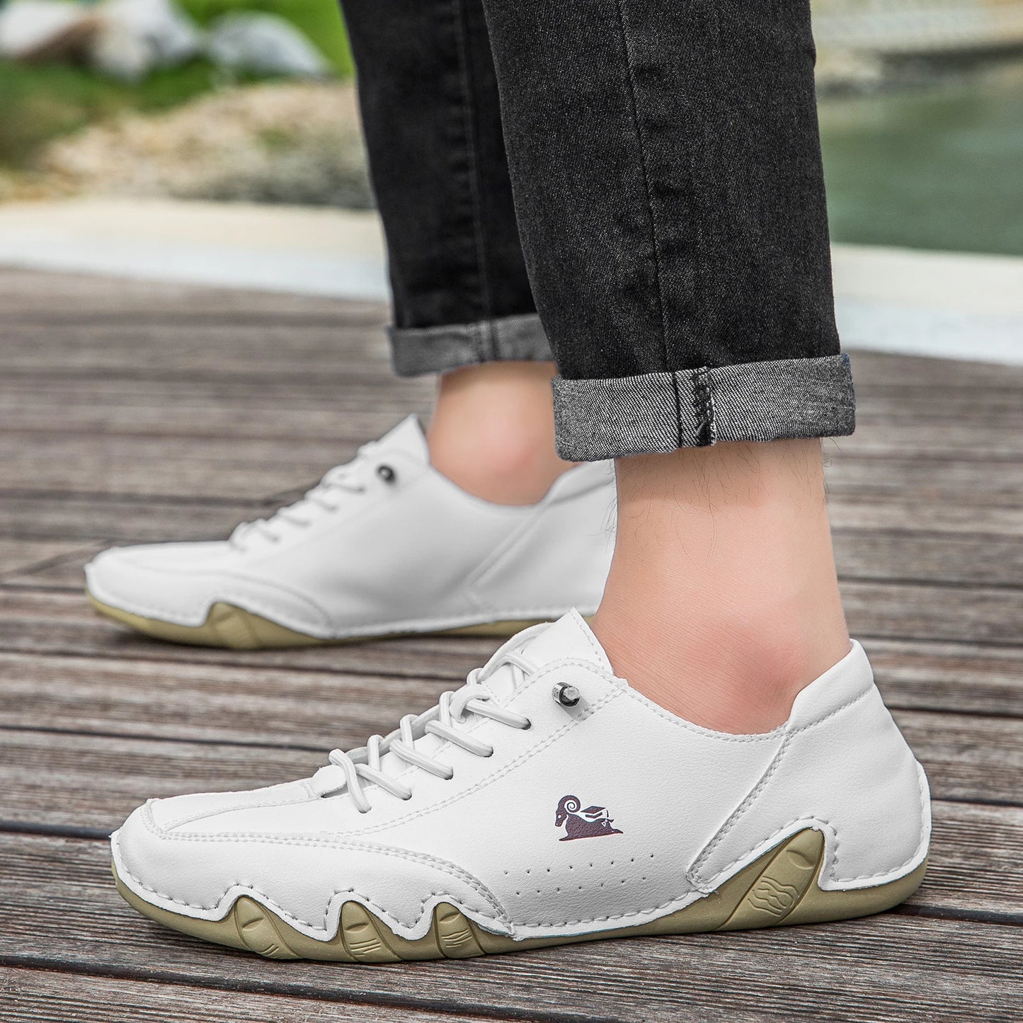 Men's shoes summer plus size casual shoes fashion low-top soft bottom breathable comfort shoes men's fashion sports leather shoe