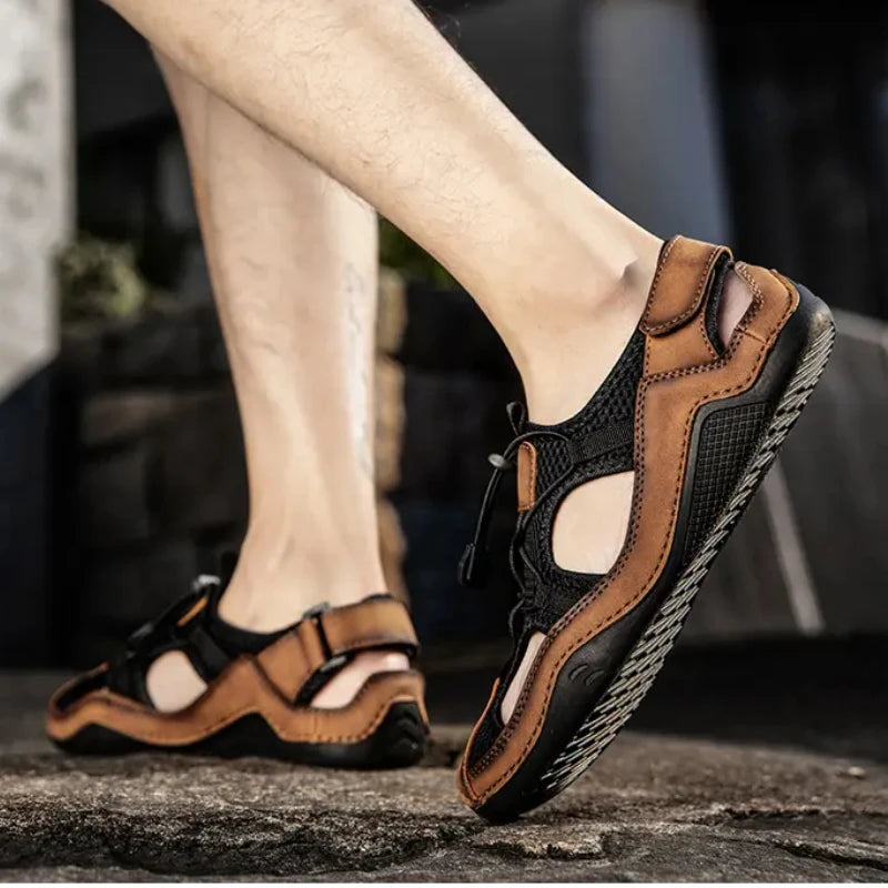 Men Large Size Hollow Sandals Summer New Lightweight Comfortable Sneakers Round Head Solid Colour Walking Hiking Shoes