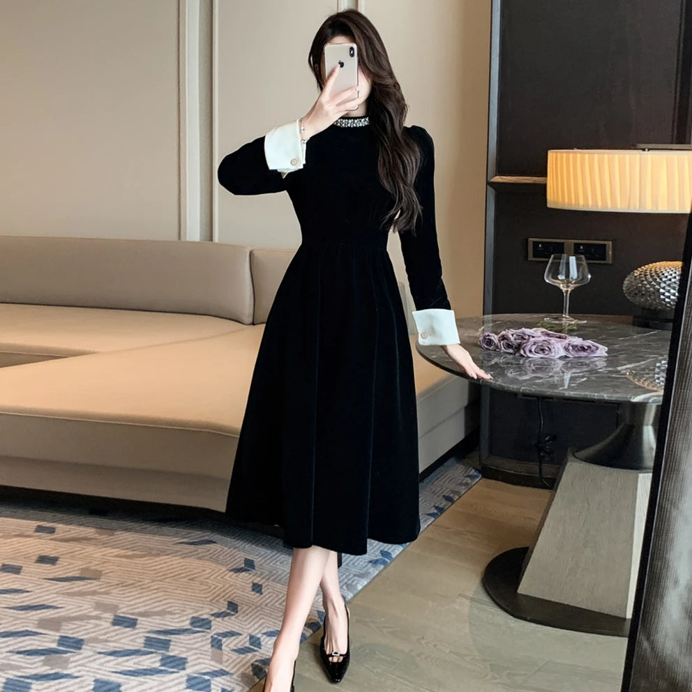 New 2024 Elegant Autumn Winter Velvet Evenign Party Dress French Women Diamonds Half High Collar Slim Waist Black Midi Vestidos